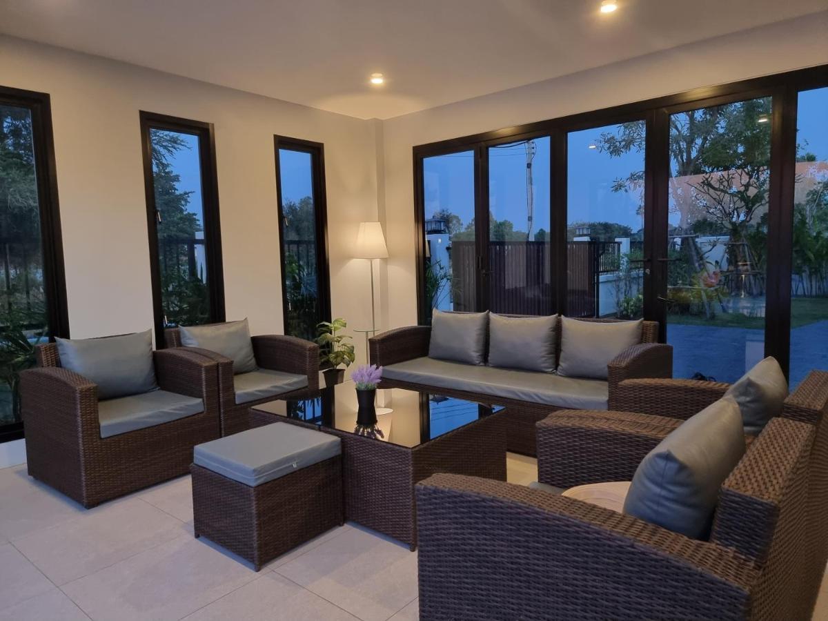 Baan Dalah Pool Villa Buriram Exterior foto